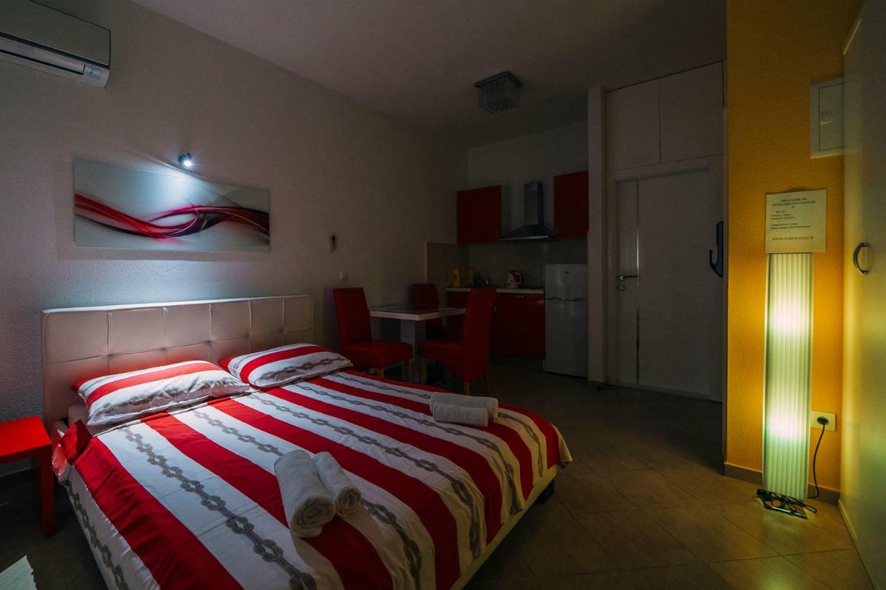 Deluxe Apartments Center บาชกาโวดา ภายนอก รูปภาพ