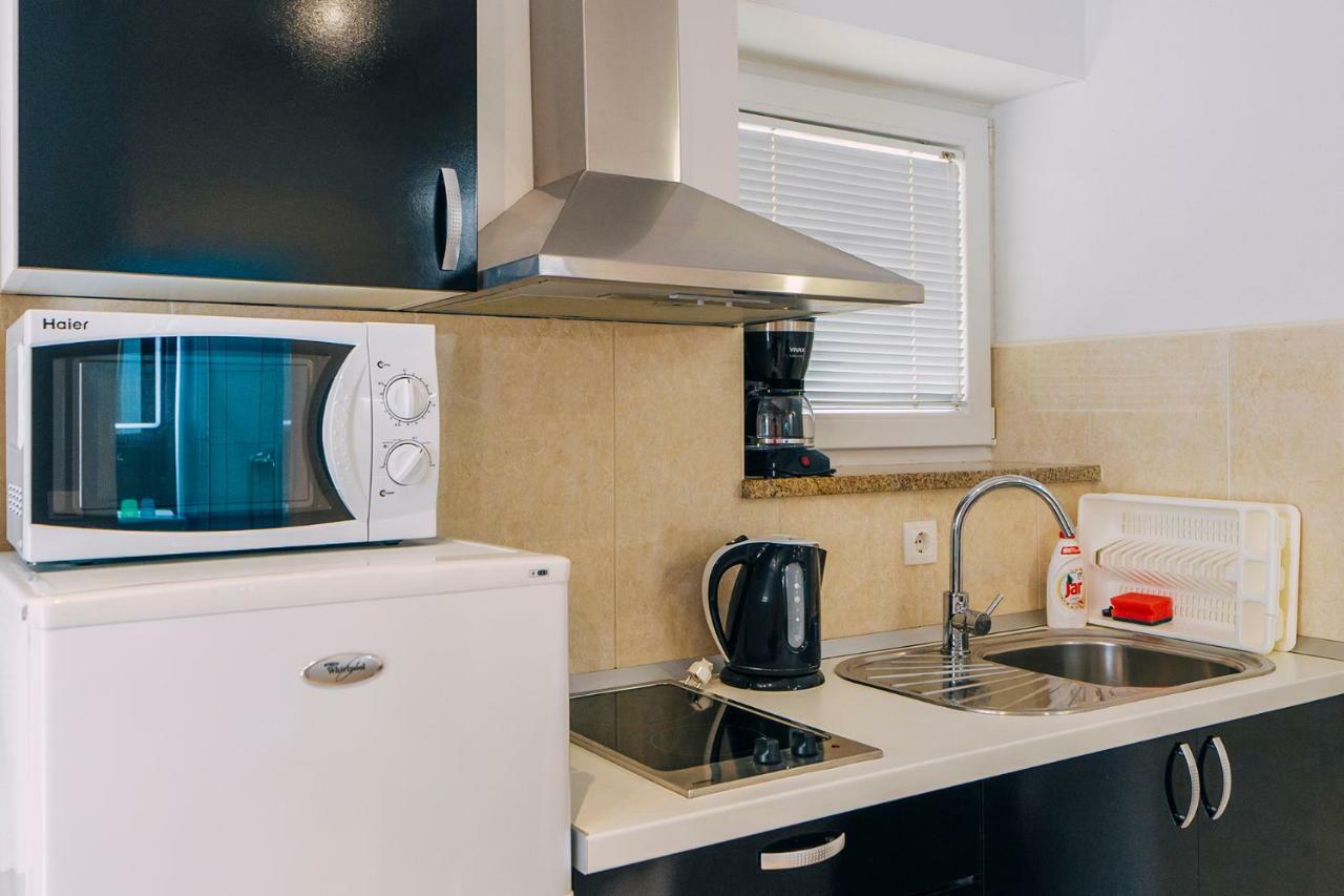 Deluxe Apartments Center บาชกาโวดา ภายนอก รูปภาพ