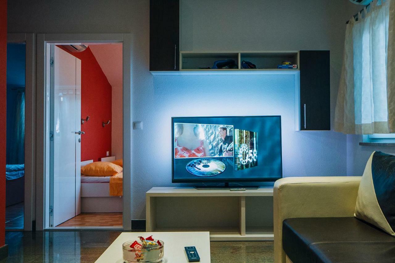 Deluxe Apartments Center บาชกาโวดา ภายนอก รูปภาพ