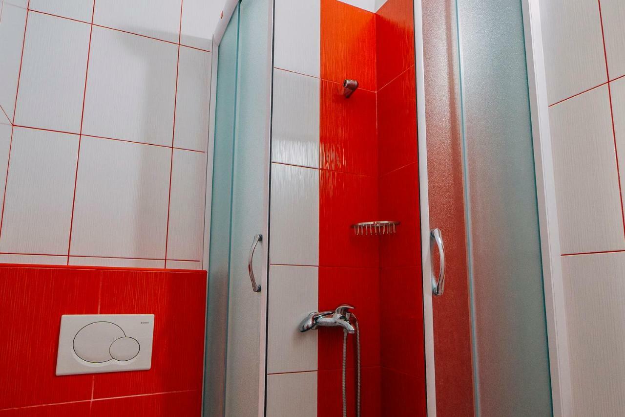 Deluxe Apartments Center บาชกาโวดา ภายนอก รูปภาพ